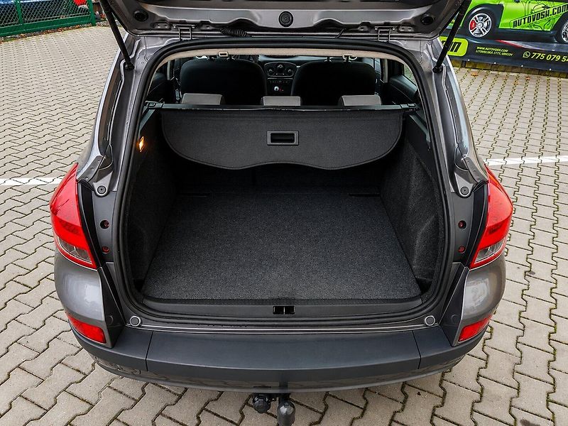 Renault Clio Combi 1,5 dCi (55kW)*TAŽNÉ* - fotka 16 z 17