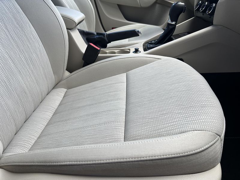 Škoda Octavia 2.0TDi 135kw 4x4 DSG ČR odpDPH - fotka 39 z 49
