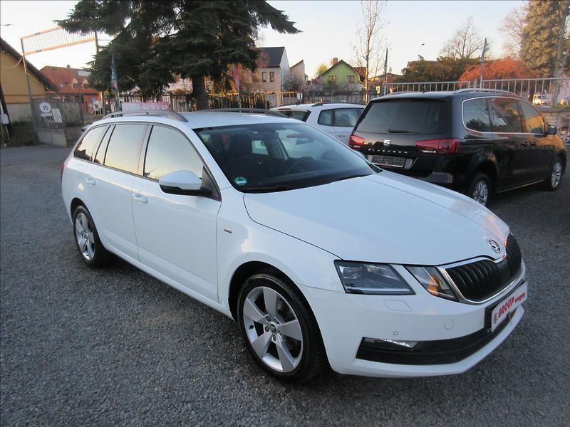 Škoda Octavia 1,5 TSI Led Edice Clever - fotka 2 z 16