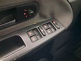 Volkswagen Sharan (2009) 2.0 TDI, 7 míst, Xenony - náhled 17