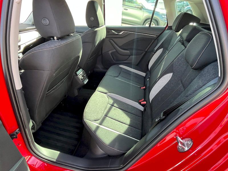 Škoda Kamiq (2025) Top Selection 1,5 TSI / 110 kW - fotka 21 z 35