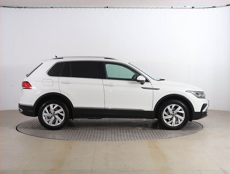 Volkswagen Tiguan (2020) Elegance 2.0 TDI - fotka 6 z 22