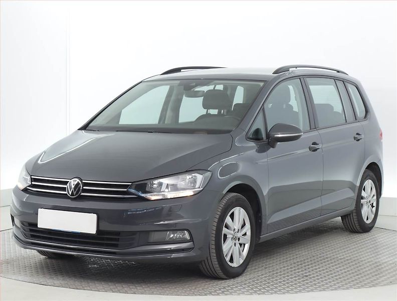 Volkswagen Touran (2022) Comfortline 2.0 TDI, Automat - fotka 2 z 21