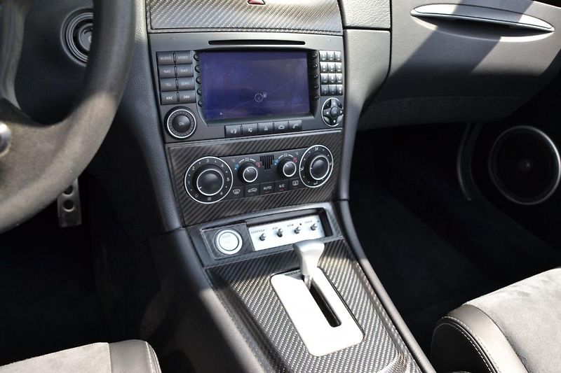 Mercedes-Benz CLK DTM AMG CABRIO 1 OF 80 - fotka 18 z 19