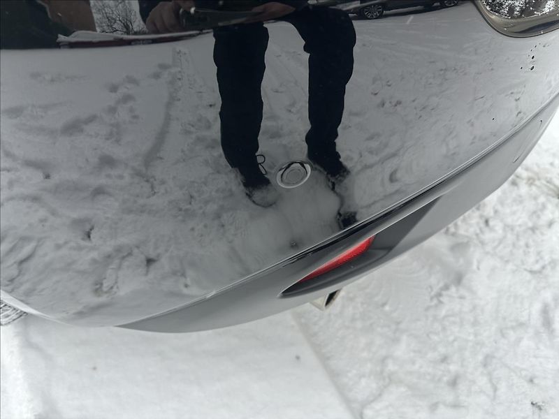 Mazda 3 2,0 G120 1.majitel - fotka 23 z 23