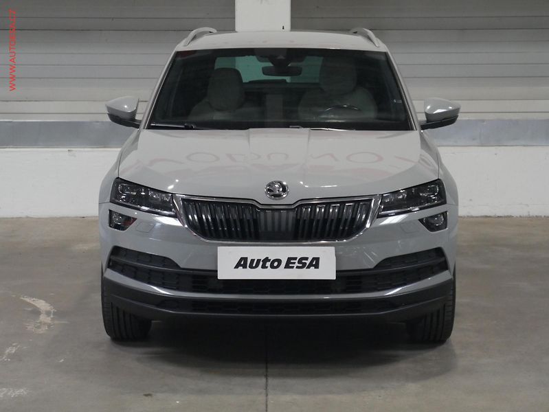 Škoda Karoq (2017) 1.5TSi, ČR, Style, DSG, kůže - fotka 2 z 28