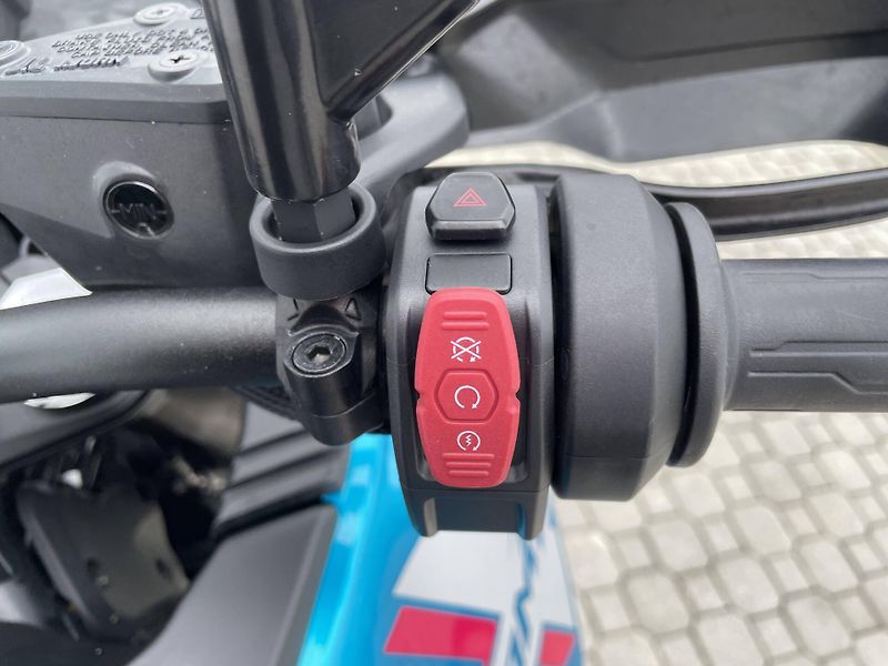 CFMOTO (2025) 800MT-X EU5+ - fotka 13 z 13