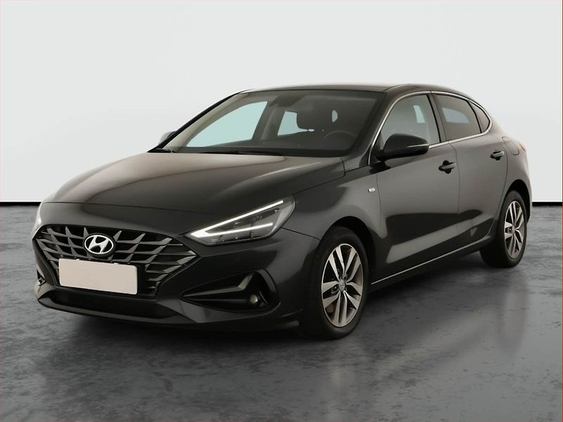 Hyundai i30 (2021) 1.5 T-GDI MHEV, Serv.kniha - fotka 2 z 15