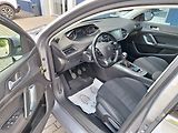 Peugeot 308 (2018) SW ALLURE 1,2PT 130k M6 - náhled 15