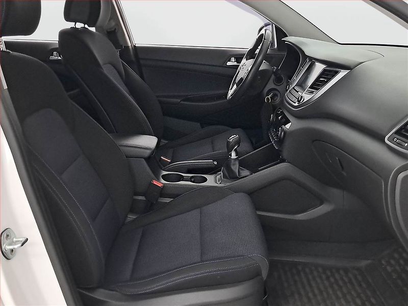 Hyundai Tucson (2016) 1.7 CRDi, Navi, Tempomat - fotka 9 z 21
