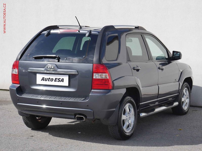 Kia Sportage (2008) 2.0i 4x4, ČR, AC, temp - fotka 4 z 15