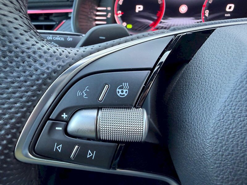 Škoda Kamiq (2025) 1.0 TSI 85kW DSG Monte Carlo - fotka 11 z 35