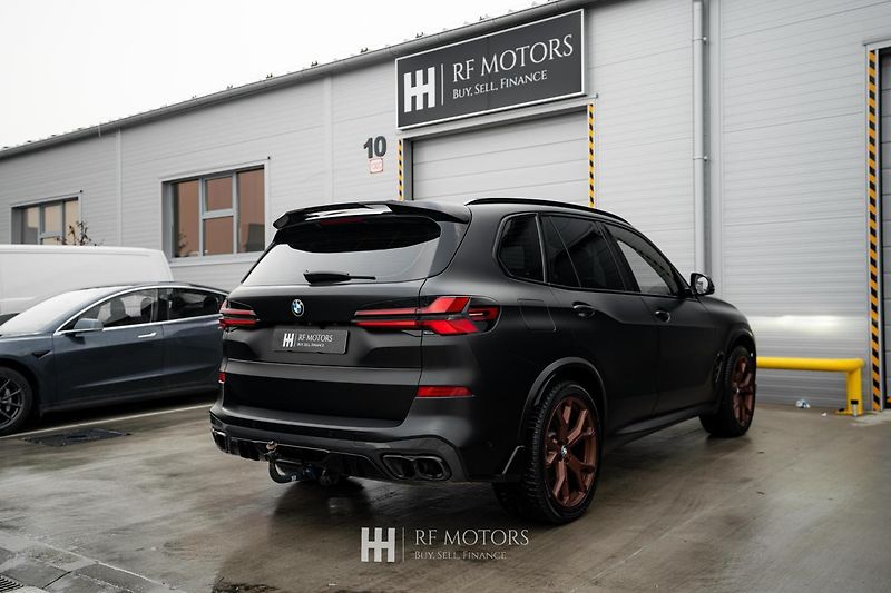 BMW X5 (2024) xDrive40i mHEV 280kW - fotka 12 z 55