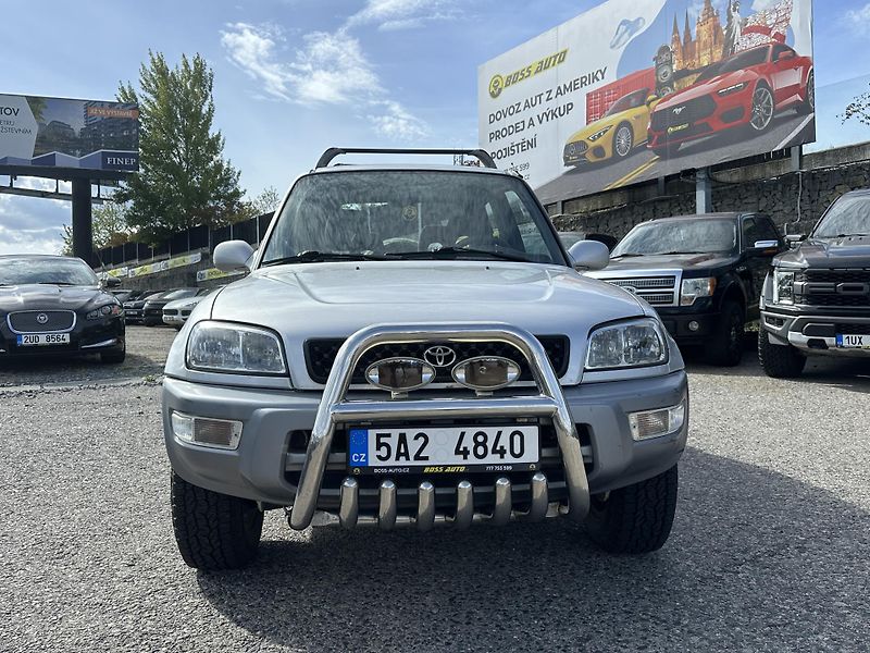 Toyota RAV4 (1998) Toyota RAV4 1998 - fotka 3 z 16