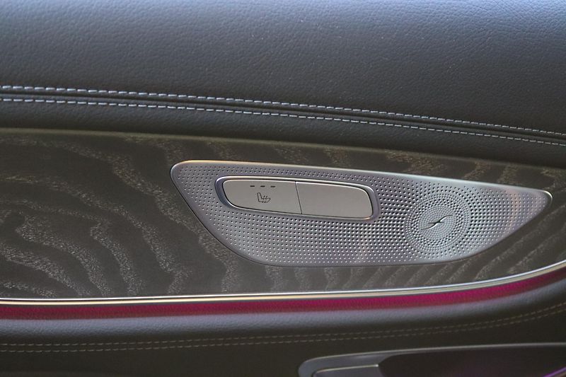 Mercedes-Benz AMG GT 53 4MATIC+ 4D 320kW DPH - fotka 38 z 49