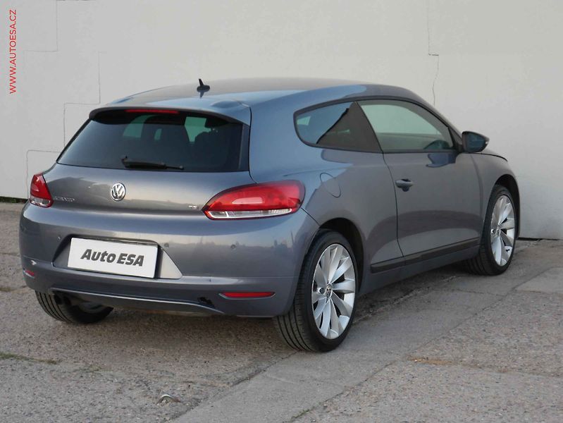 Volkswagen Scirocco (2010) 1.4TSi, servis.kniha - fotka 6 z 15