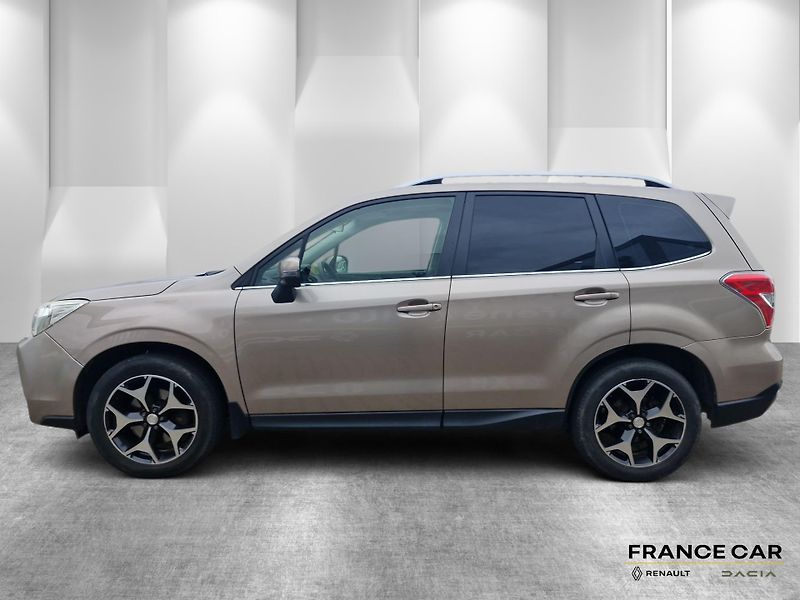 Subaru Forester (2014) 2,0 XT 177 kW 1.maj. ČR - fotka 8 z 24