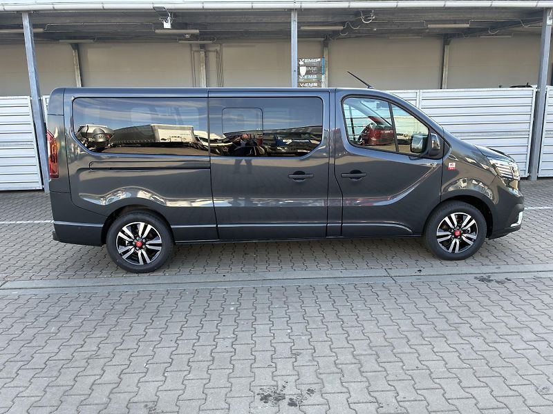 Renault Trafic (2025) COMBI L2H1 170k AT9 RED 8 MÍST - fotka 7 z 30