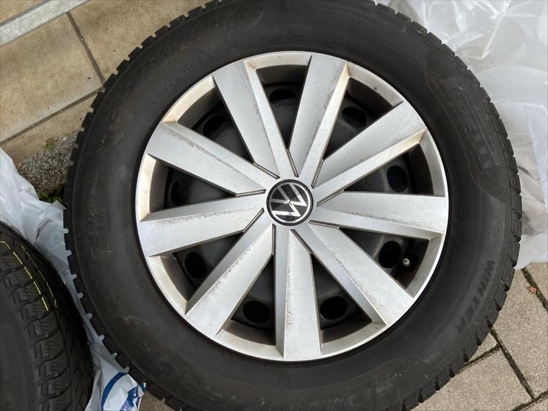Volkswagen Passat 2,0 TDI TAŽNÉ KAMERA - fotka 11 z 12