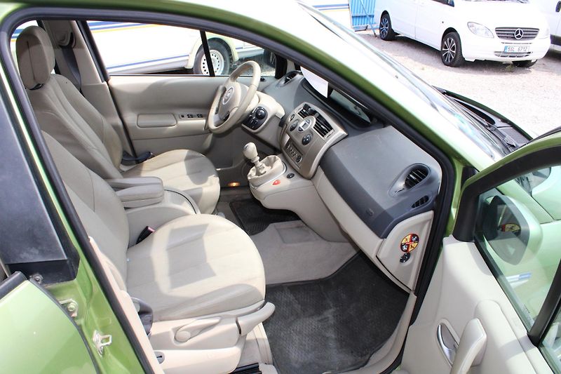 Renault Grand Scénic (2006) REZERVACE - fotka 13 z 16