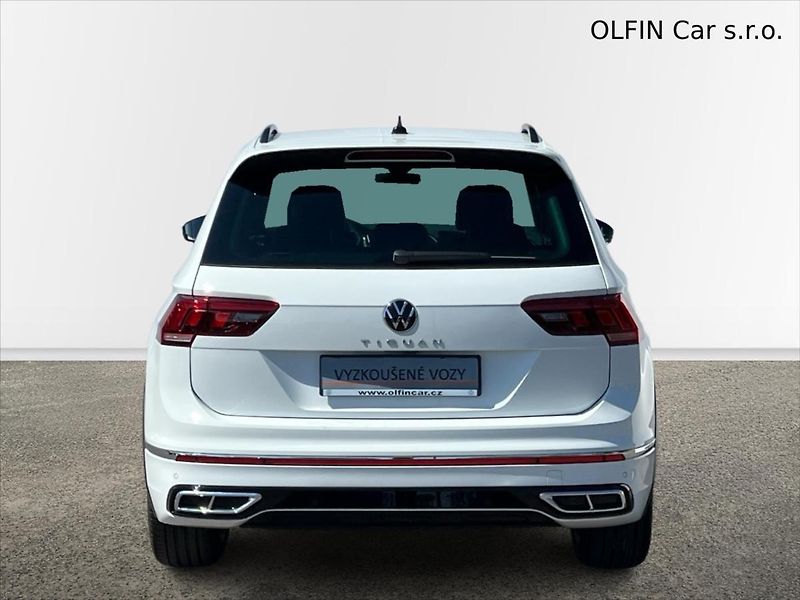 Volkswagen Tiguan 1,5 TSi 110 kW 7DSG R-LINE - fotka 8 z 27