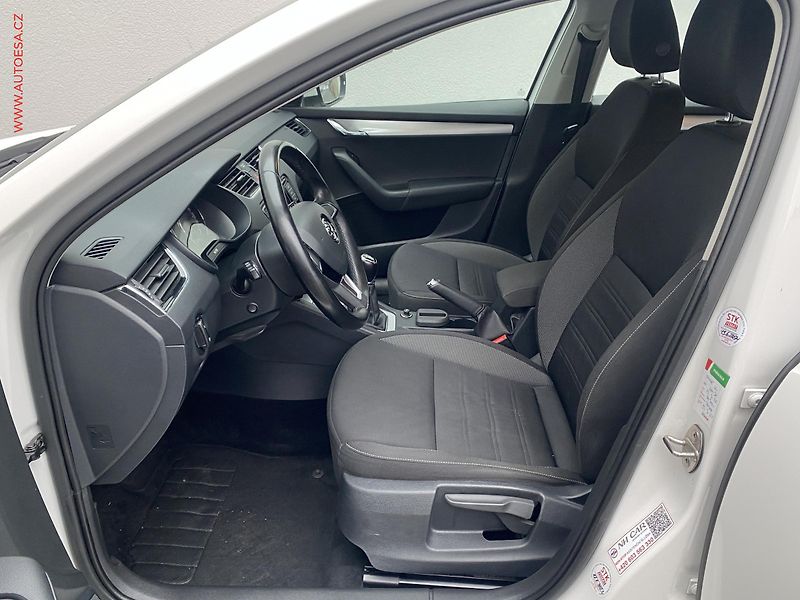 Škoda Octavia (2017) 1.6 TDi, ČR, Ambition - fotka 9 z 17