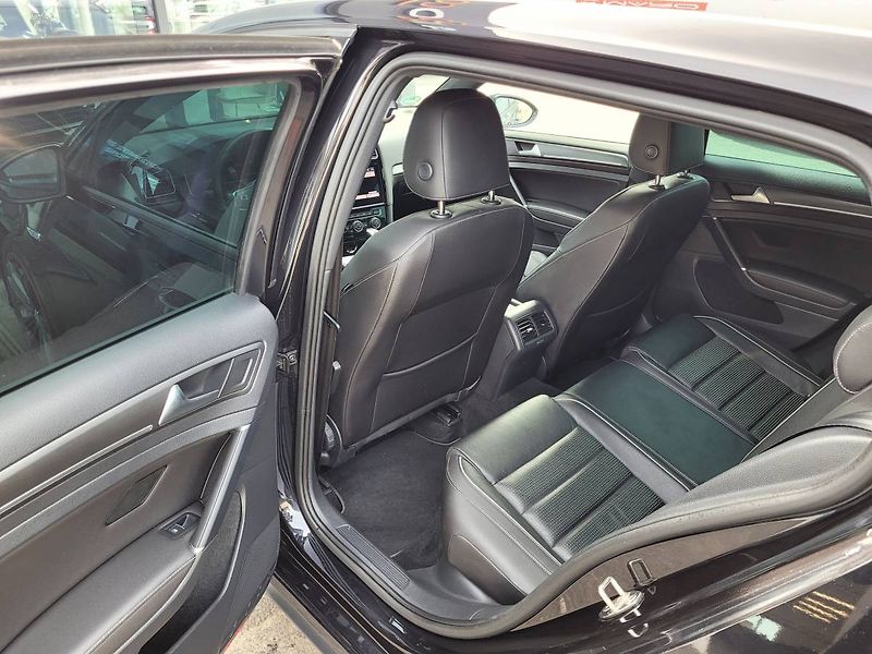 Volkswagen Golf 2.0 TDI GTD DSG Záruka 2roky - fotka 36 z 45