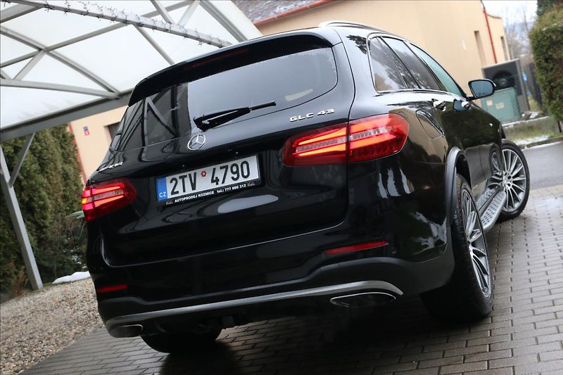 Mercedes-Benz GLC 3,0 43 AMG, Automat, Tažné - fotka 14 z 61