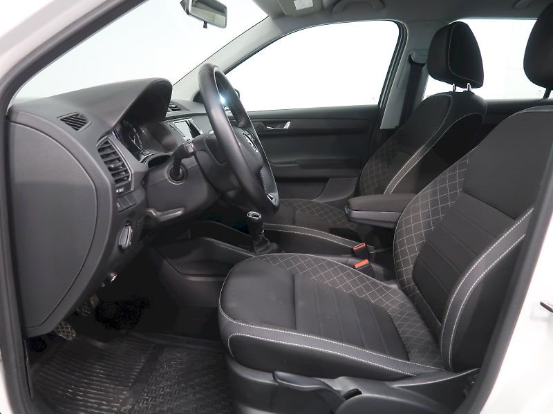 Škoda Fabia (2021) AMBITION 1.0TSI 70KW - fotka 13 z 28