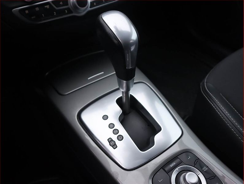 Renault Laguna (2012) 2.0 dCi, Automat, Serv.kniha - fotka 13 z 20