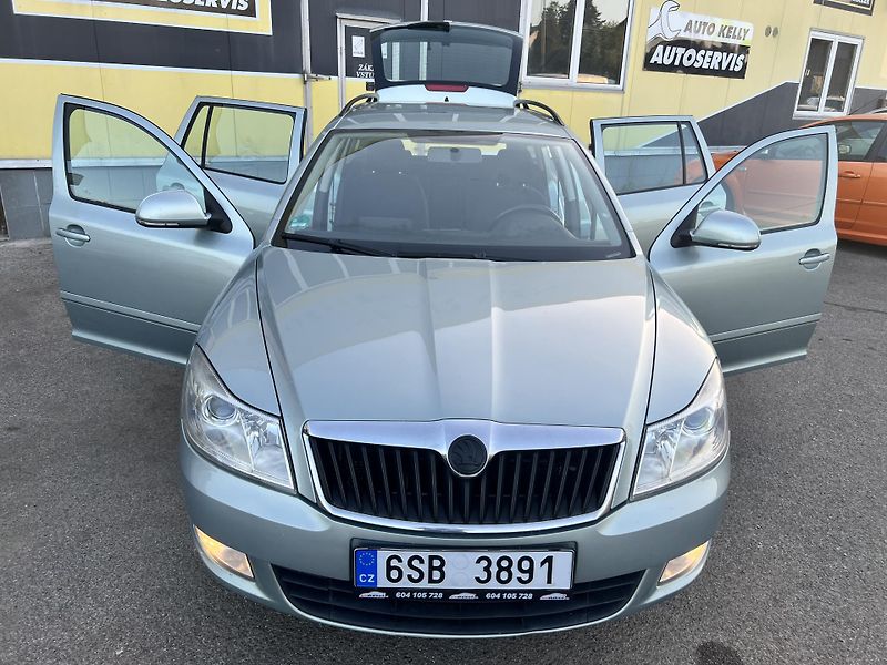 Škoda Octavia 1.4TSI 90KW,DSG,TZ,ELEGANCE - fotka 24 z 39