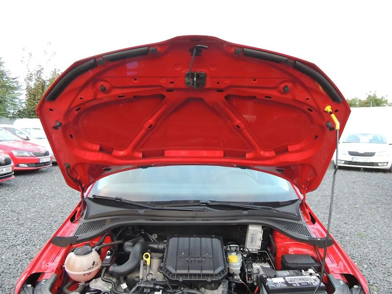Škoda Fabia (2020) 1.0MPi,44kw,Amb,ČR,1.maj.TZ - fotka 36 z 45
