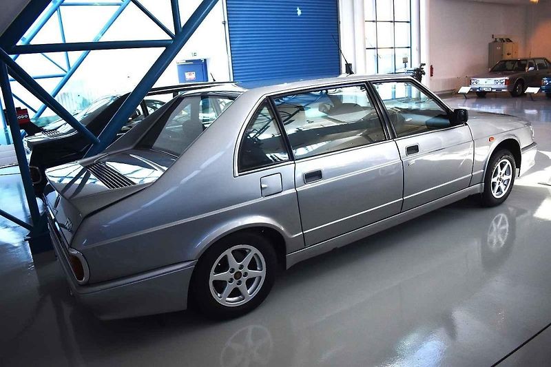 Tatra 700 bylo vůbec poslední klasické osobní auto z produkce kopřivnické značky Tatra