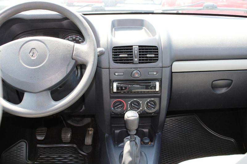 Renault Clio (2006) 1.2i KOUPENO ČR, 2x SADA KOL - fotka 13 z 16