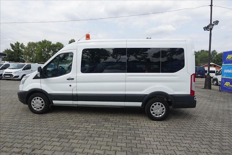 Ford Transit 2,0 TDCI  L3H2 8MÍST BUS KLIMA - fotka 3 z 48