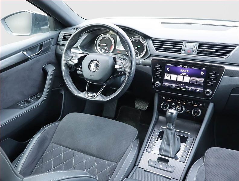 Škoda Superb (2021) Sportline 2.0 TDI - fotka 7 z 29