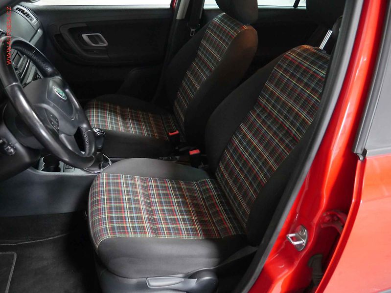 Škoda Fabia (2012) 1.2 TSI, AC. temp. - fotka 9 z 18