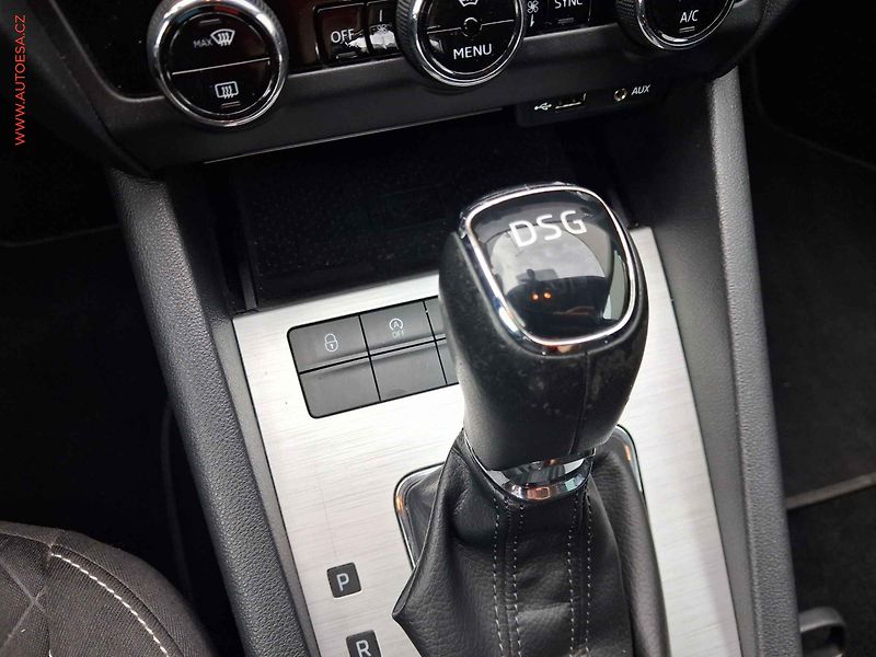 Škoda Octavia (2018) 1.4 TSi, Drive, DSG, LED - fotka 12 z 19