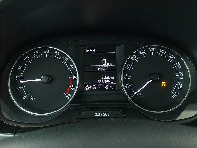 Škoda Fabia (2015) 1.4 TDI, za skvělou cenu - fotka 11 z 15