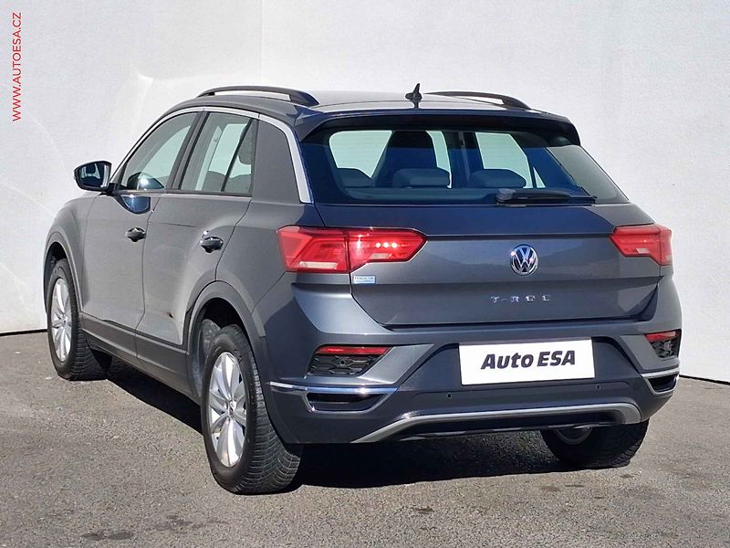 Volkswagen T-Roc (2019) 1.5 TSi, 1.maj,ČR - fotka 6 z 18