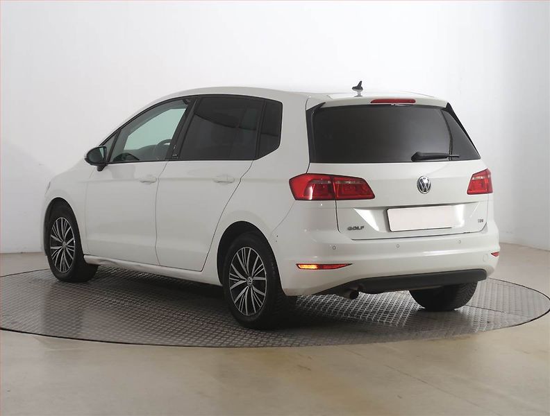 Volkswagen Golf Sportsvan (2017) 1.6 TDI, Serv.kniha, Navi - fotka 4 z 18