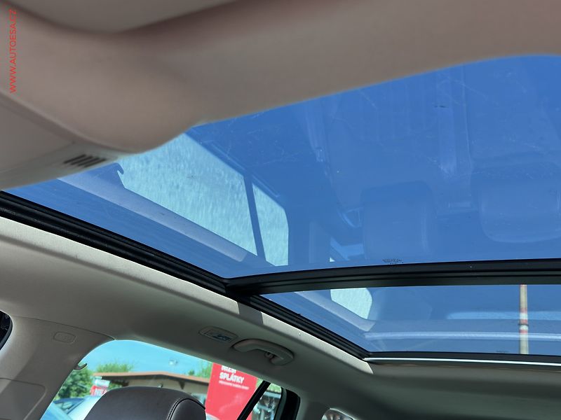 Škoda Superb (2015) 2.0 TDi 4x4, ČR, DSG, bixen - fotka 22 z 23