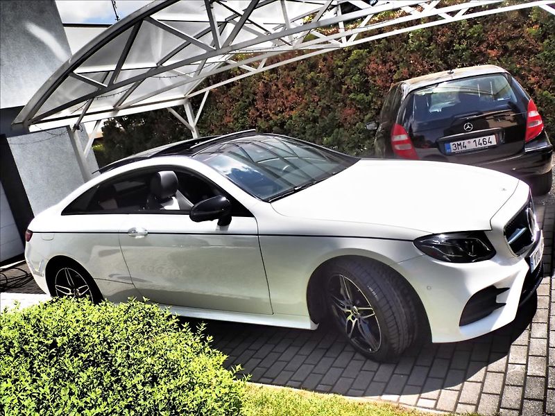 Mercedes-Benz Třídy E 4 MATIC 1.maj ČR DPH,59TKM - fotka 3 z 53