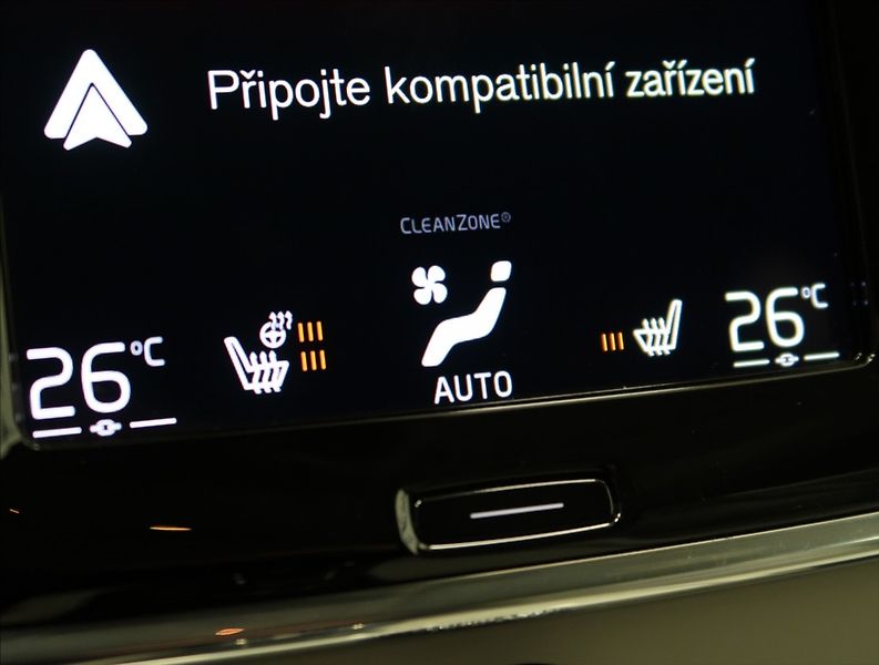 Volvo S90 2,0 D5 AWD INSCRIPTION - fotka 24 z 54