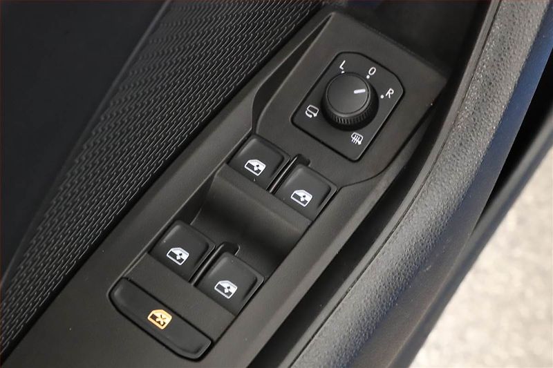 Škoda Octavia (2023) 2.0 TDI - fotka 14 z 18