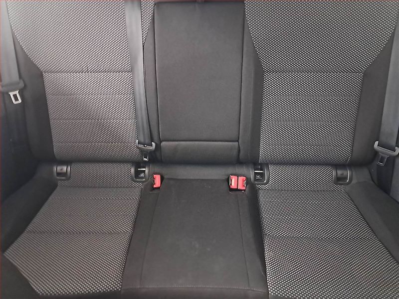 Škoda Octavia (2014) 1.2 TSI, Navi, Park. senzory - fotka 10 z 19