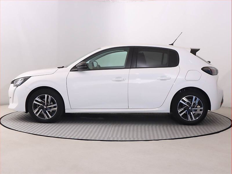 Peugeot 208 (2023) 1.2 PureTech, Automat, Navi - fotka 3 z 23