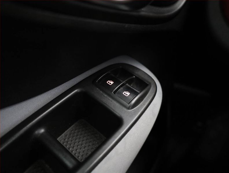 Fiat 500L (2012) 1.4 16V, Tempomat - fotka 15 z 17