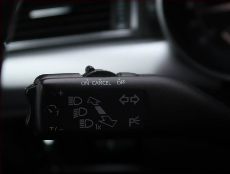 Škoda Superb (2010) Ambition 2.0 TDI, Serv.kniha - fotka 16 z 18