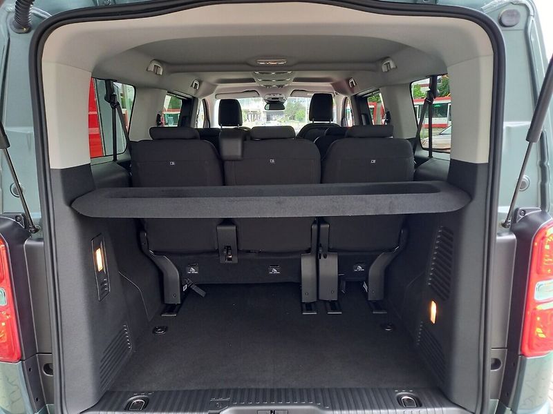 Toyota ProAce Verso 2,2 L2 Family - fotka 9 z 13